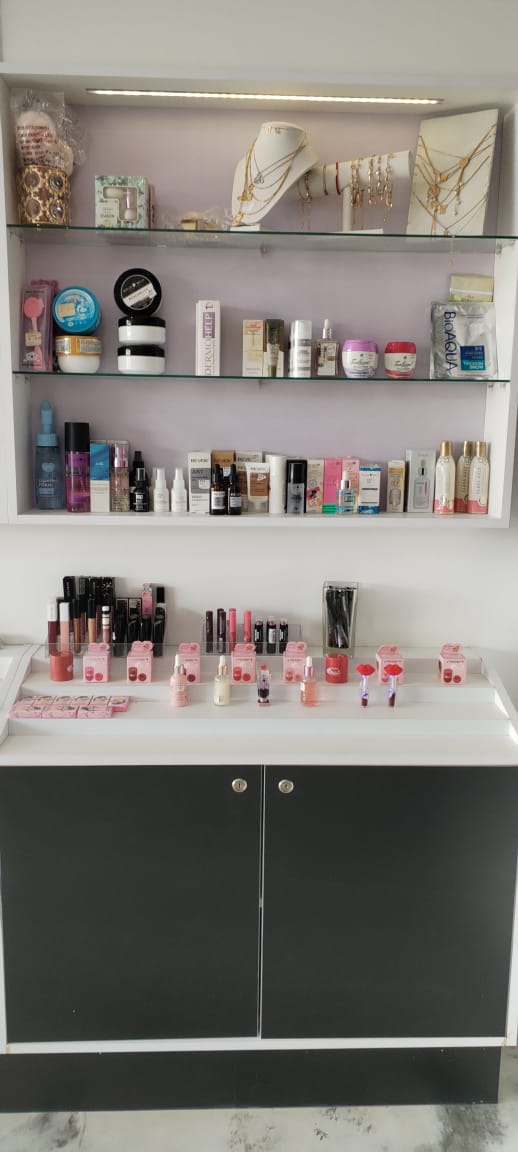 L&A spa-makep and Accesorios